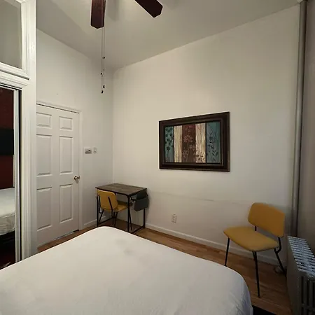 Monthly Nyc Rentals- Comfortable 2 Bedroom Apartment New York