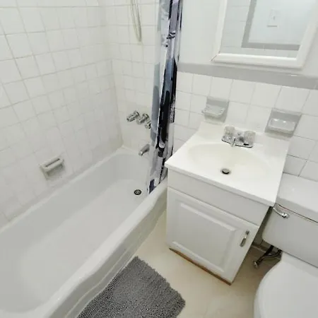 Monthly Nyc Rentals- Stylish 2 Bedroom Unit