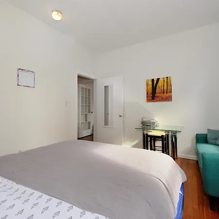 Monthly Nyc Rentals- Elegant 2 Bedroom New York