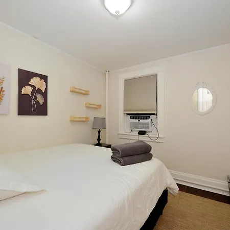 Monthly Nyc Rentals- Lovely 2 Bedroom