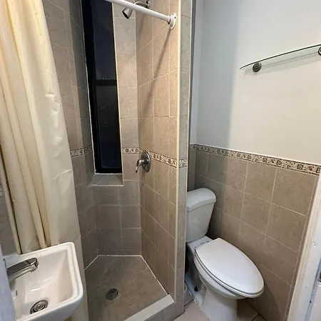 Monthly Nyc Rentals- Comfortable 2 Bedroom New York