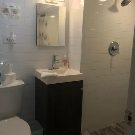 Apartment 25-30 Mins To Times Sq! *