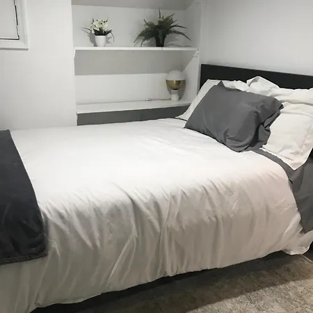 Apartment 25-30 Mins To Times Sq! New York