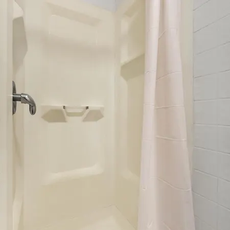 West 30th Street Hostel
