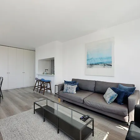 Monthly Nyc Rentals- Luxurious 2 Bedroom 2 Ba Apt * New York