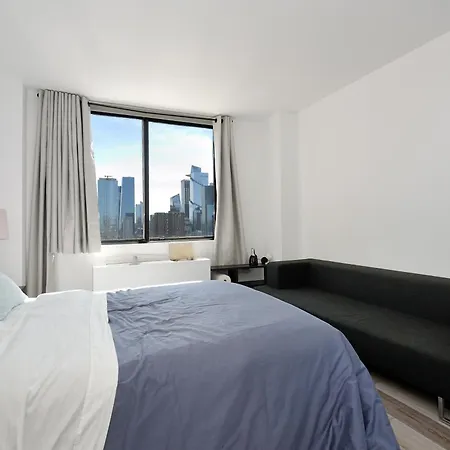 Monthly Nyc Rentals- Luxurious 2 Bedroom 2 Ba Apt *