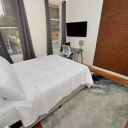Apartment Monthly Nyc Rentals- Welcoming Studio New York
