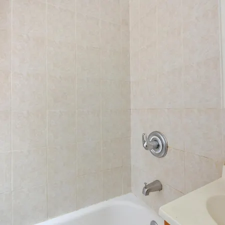 Monthly Nyc Rentals- Welcoming Studio Apartment *