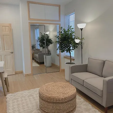 Beautiful Shared With The Host In The Heart Of Bushwick Apartment *