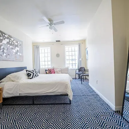 Private Gramercy Townhouse 3br 3ba With Terrace Holiday home New York