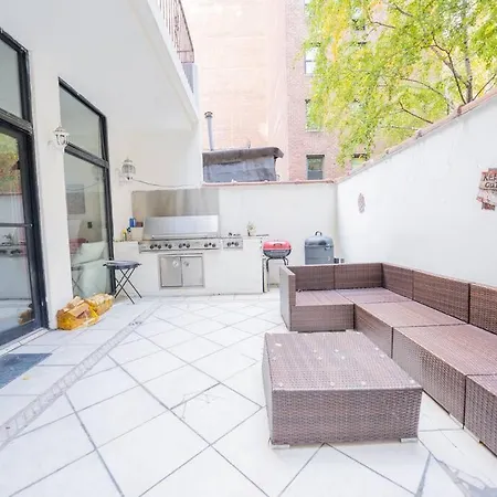 Private Gramercy Townhouse 3br 3ba With Terrace Holiday home New York