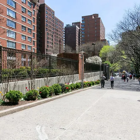 Kips Bay 1br W Doorman Wd Nr Hospitals Nyc-1272 *