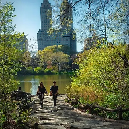 Central Park Plaza *