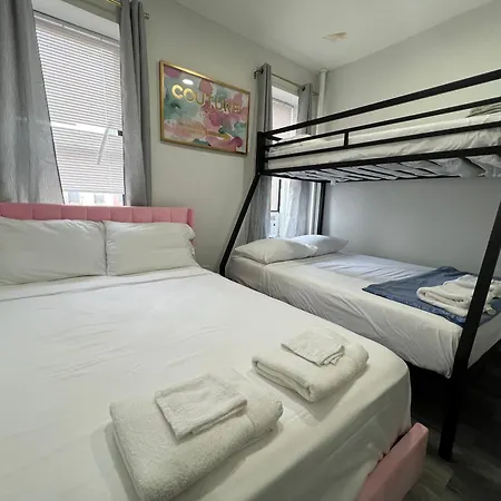 Apartment Steps From Times Square Broadway *