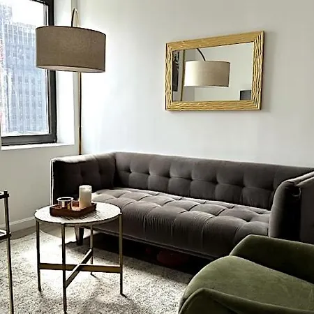 Apartment Huge Modern 2 Bedroom In Little Italy New York
