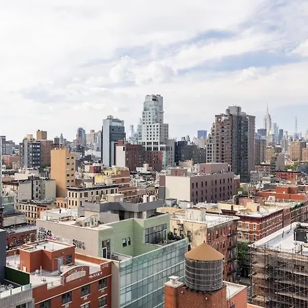 Apartment Travive Brand New Five Bedroom Penthouse New York