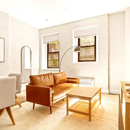 Upper Eastside 3bd 1ba Gem Apartment *
