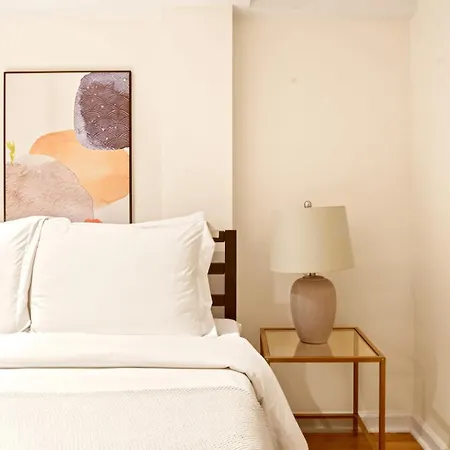 2br 1bath Charm In The City Apartment