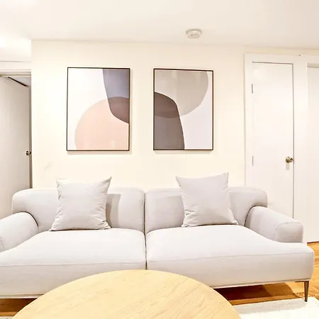 2br 1bath Charm In The City *