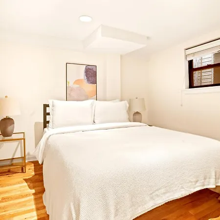 2br 1bath Charm In The City New York