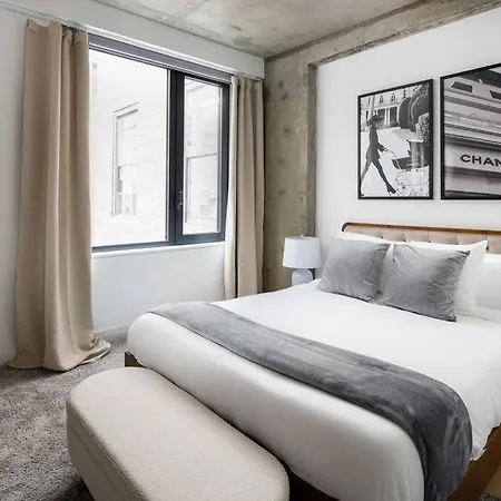 Luxury Full Floor Chelsea St 7 Apartment *