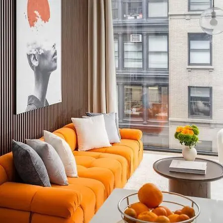 Apartment Luxury Full Floor Chelsea St 7 *