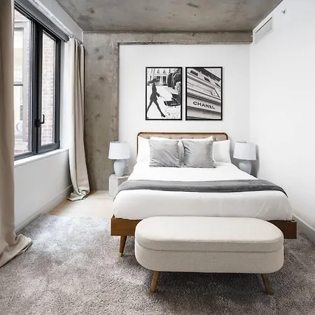 Luxury Full Floor Chelsea St 7 *