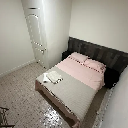 Hostel Hudson Yard 408