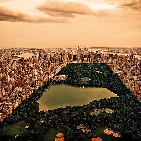 Luxurious Central Park South 2 Bedroom * New York