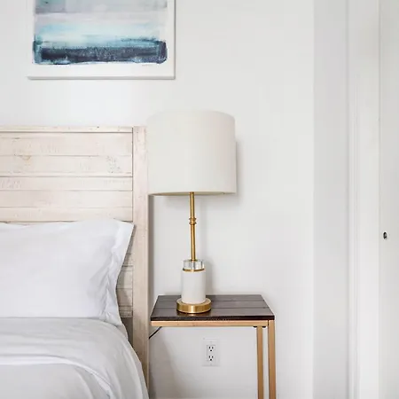 Apartment 69-2b Prime Lower East East Brand New 1br