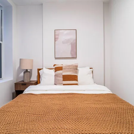 Modern 3br At Lower East Side Apartment
