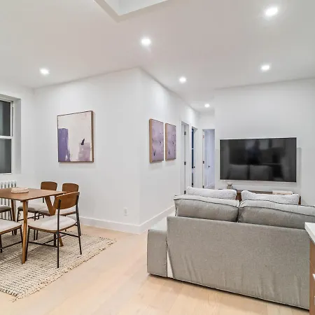 Modern 3br At Lower East Side New York