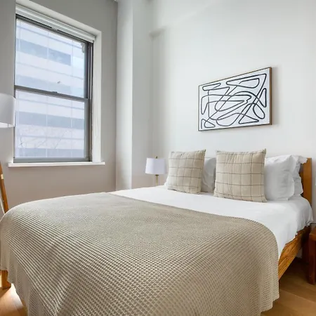 Tribeca 1br W Gym Doorman Rooftop Garden Nyc-52 Apartment New York