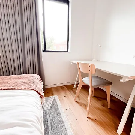 Modern, Charming, Spacious 3-bedroom Retreat In Brooklyn With Rem-casa Apartment *