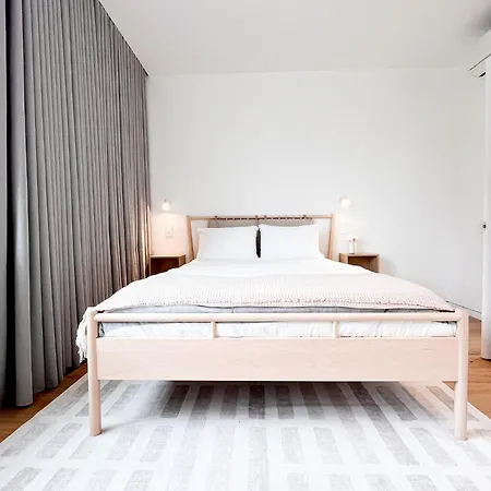 Modern, Charming, Spacious 3-bedroom Retreat In Brooklyn With Rem-casa Apartment *