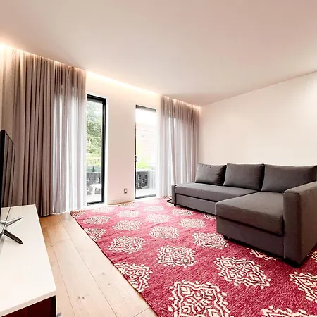 Apartment Modern, Charming, Spacious 3-bedroom Retreat In Brooklyn With Rem-casa New York