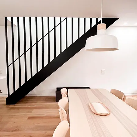 Modern, Charming, Spacious 3-bedroom Retreat In Brooklyn With Rem-casa New York