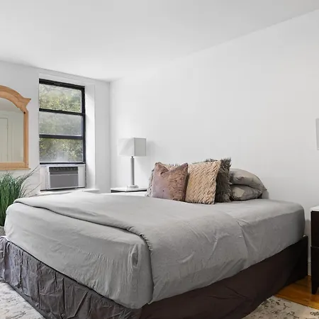 The Apollo Apartment