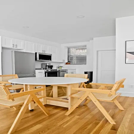 Apartment Bright 2bd At Mid West
