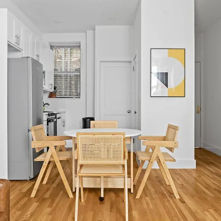 Bright 2bd At Mid West New York