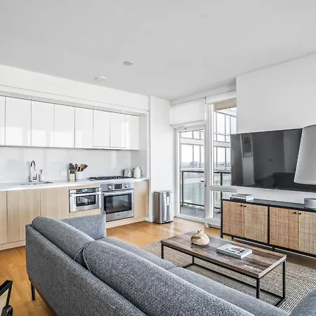 Apartment Cloud Crest Apt 2bd 2bath New York