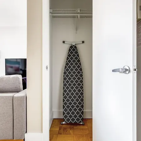 Kips Bay 1br W Doorman Elevator Gym Nyc-478 *