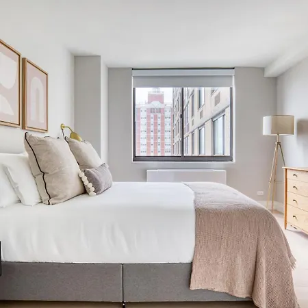 Apartment Ues 2br W Gym Pool Doorman Nr Park Nyc-629 New York