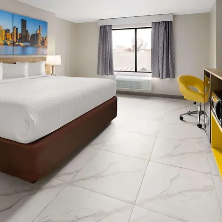 Hotel Days By Wyndham Staten Island 2*
