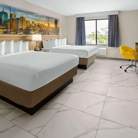 Hotel Days By Wyndham Staten Island 2*