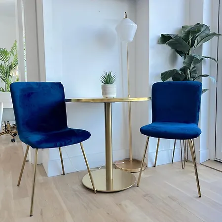 Modern One Bedroom - Large Private Terrace - Luxury Building - Williamsburg Apartment
