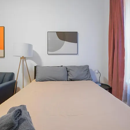 Monthly Nyc Rentals- Beautiful Studio Unit Apartment New York