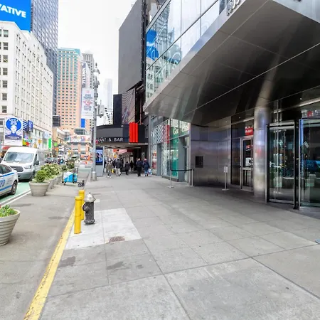 Midtown 1br W Doorman Gym Nr Theater District Nyc-595 * New York
