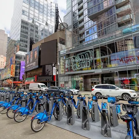 Midtown 1br W Doorman Gym Nr Theater District Nyc-595 *