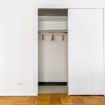 Midtown 2br W Gym Doorman Nr Park Nyc-507 New York